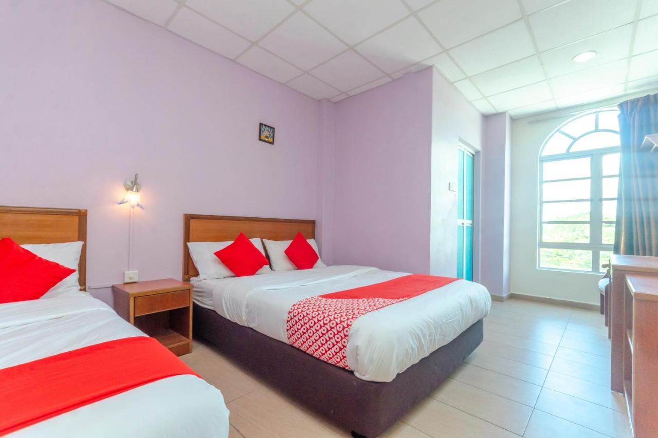 Hotel Oyo 702 D View Mersing Habitación foto